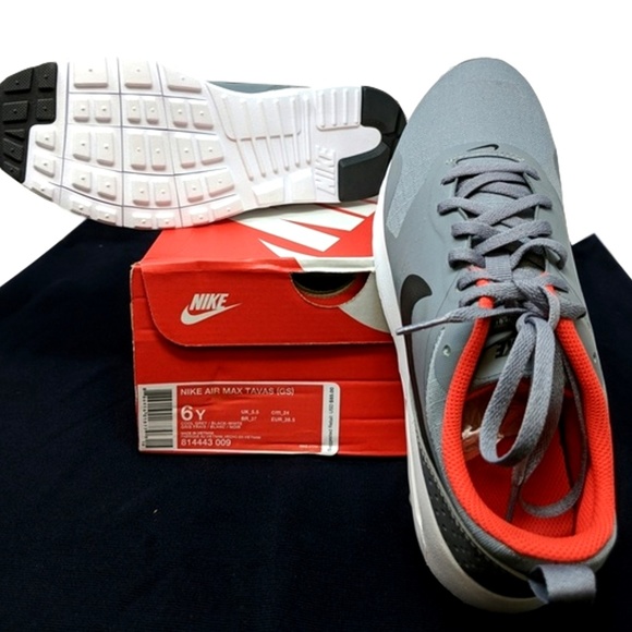Nike Air Max Tavas (GS) Sneakers NWT Nike Air Max Tavas: GreyWhite | Sneakers in 2019 | Sneakers
